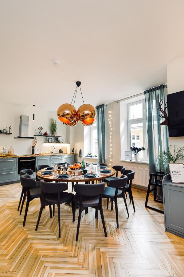 Elvis Apartment/11 Beds/6 Bedrooms/Riga Old Town מראה חיצוני תמונה